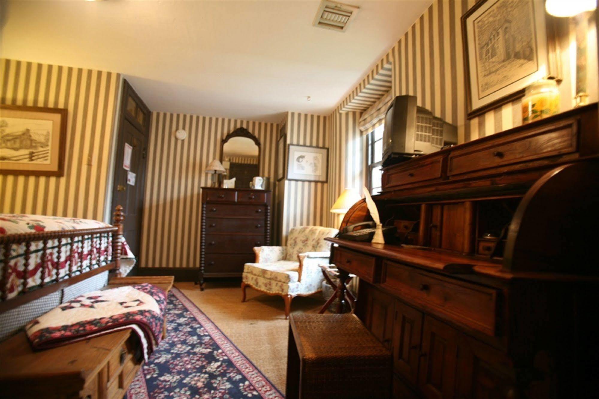 Wild Wisteria Bed & Breakfast Chadds Ford Exterior foto